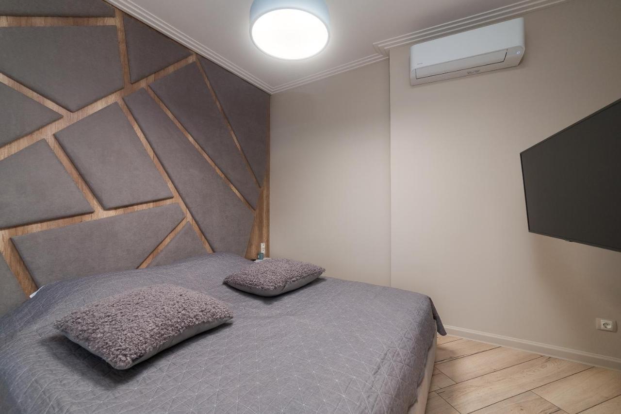 Wowell Apartments Odessa Eksteriør billede